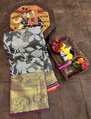 Exquisite Kanjivaram Silk Navy Blue Saree with Zari Weaving Work